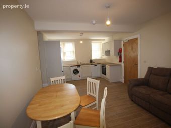 10 Pearse Square, Cobh, Cobh, Co. Cork - Image 3