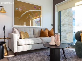 Roselawn, Knocksinna Court, Foxrock, Dublin 18