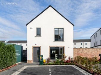 3 Bedroom Mid Terrace House, Rock Rose, Adamstown, Co. Dublin