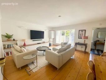 Short Term Rental Max 2 Months Apartment 4, Rawson Court, Ballsbridge, Dublin 4 - Image 2