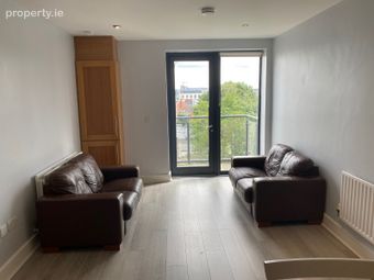 Apartment 17, Newmarket Hall, The Coombe, Dublin 8 - Image 3
