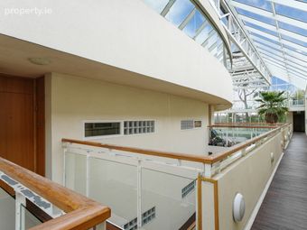 44 Merton Hall, Milltown Avenue, Mount Saint Annes, Dublin 6, Milltown, Dublin 6 - Image 3