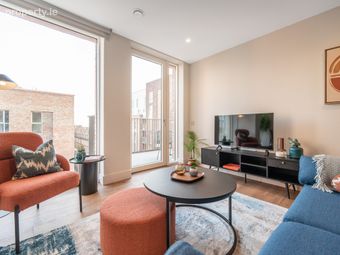 2 Bed, Grand Canal Place, Dublin 8 - Image 5