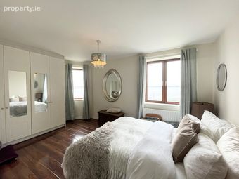 305 Block 17a, Marina Village, Malahide, Co. Dublin - Image 3