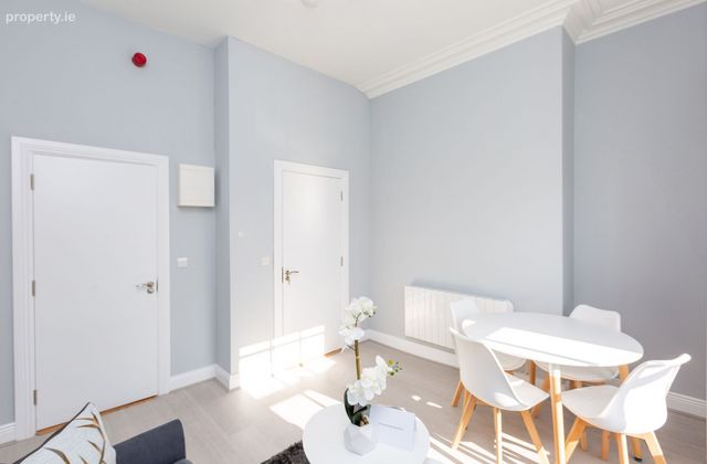 Flat 7, 14 Leinster Road, Rathmines, Dublin 6 - Click to view photos