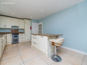 3 Strangford Drive, Newcastle, Co. Dublin - Image 2