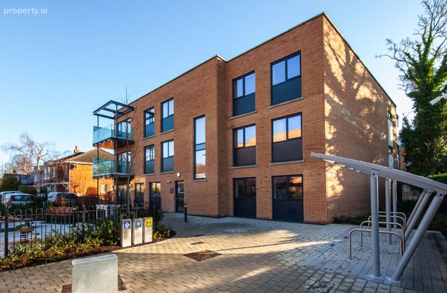 Apartment 223 , Block F, Ashbrook, Dublin 3 - Click to view photos
