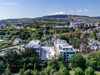 2 Bedroom Apartment, Foxrock, Dublin 18 - Image 2