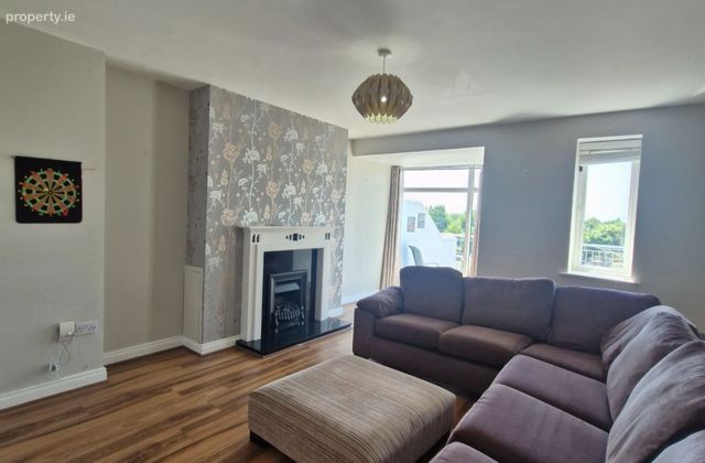 Waterville Terrace, Waterville, Ballycoolin, Dublin 15 - Click to view photos