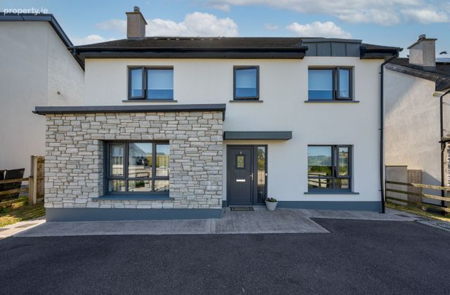 8 Glenn Rua, Courtbrack, Blarney, Co. Cork - Click to view photos