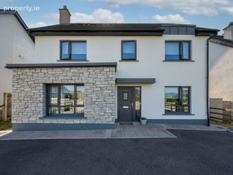 8 Glenn Rua, Courtbrack, Blarney, Co. Cork
