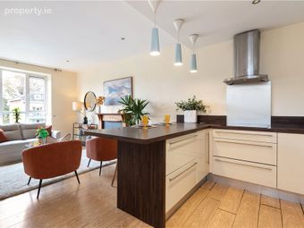 8 Hyde House, Clonfadda Wood, Mount Merrion Avenue, Blackrock, Co. Dublin, Blackrock, Co. Dublin - Image 4
