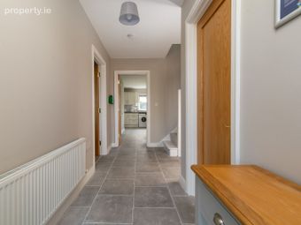 10 Monksfield Park, Bealnamulla, Athlone, Co. Roscommon - Image 4