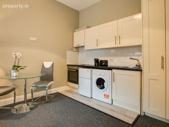 Flat 2, 77 Iona Road, Drumcondra, Dublin 9 - Image 2
