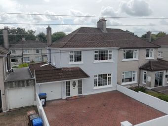San Antoine, 27 Woodbrook Avenue, Wilton, Co. Cork