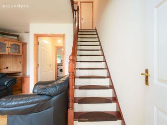 4 Brosna Court, Frederick Street, Clara, Co. Offaly - Image 4