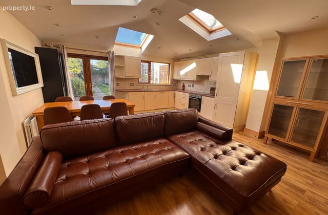 Windmill Park, Crumlin, Dublin 12 - Click to view photos