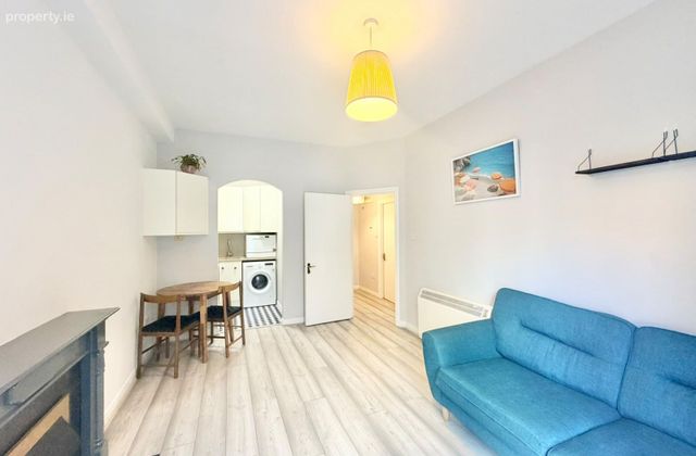 Apartment 90, King's Court, Parnell Street, Dublin 1 - Click to view photos