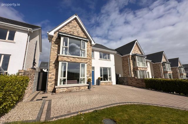7 Seaview Avenue, Cnoc Na Mara, Blackrock, Co. Louth - Click to view photos