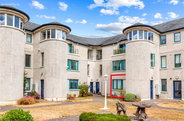 36 Tuskar Courtyard, Marina Village, Arklow, Co. Wicklow, Arklow, Co. Wicklow - Click to view photos
