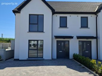 3 Bedroom Semi-detached House, Warrens Court, Ringaskiddy, Co. Cork