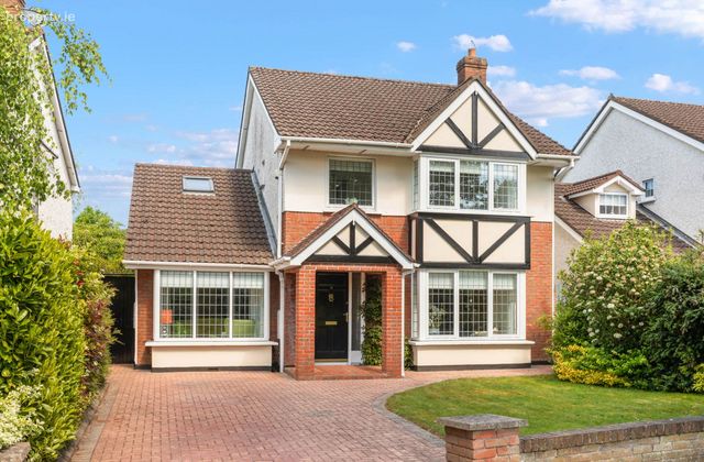 9 Luttrellstown View, Castleknock, Dublin 15, Co. Dublin, Castleknock, Dublin 15 - Click to view photos