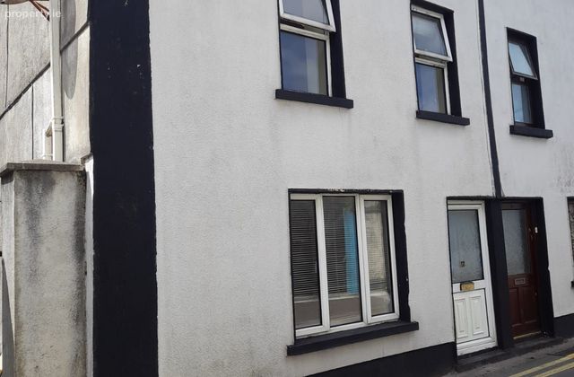 Chapel Street, Carrick-on-suir, Carrick-on-Suir, Co. Tipperary - Click to view photos
