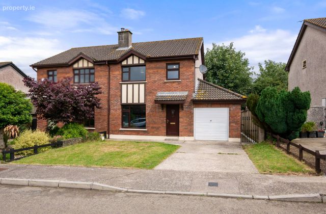 10 Brandon Park, New Ross, New Ross, Co. Wexford - Click to view photos