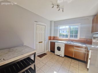 88 Dangan Heights, Newcastle, Co. Galway - Image 4