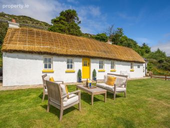 Bumblebee Cottage, Largysillagh, Killybegs, Co. Donegal, Killybegs, Co. Donegal