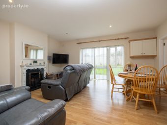 12 Southbay Point, Rosslare, Rosslare Strand, Co. Wexford - Image 4