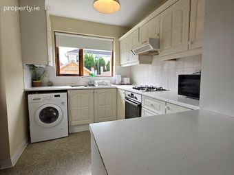 Collinswood, Collins Avenue, Whitehall, Dublin 9 - Image 4