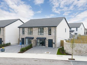 Drayton, Raynoldstown Village, Dundalk, Co. Louth