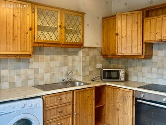 22 The Maples, Moorefield Road, Newbridge, Co. Kildare - Image 3
