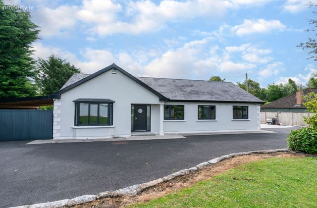 Residence On C. 0.46 Acre, Bough, Rathvilly, Co. Carlow - Click to view photos
