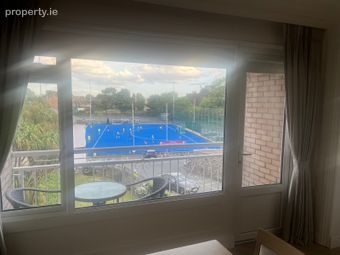 Apartment 12, Renoir, St James's Court, Serpentine, Ballsbridge, Dublin 4 - Image 4