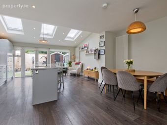 18 Rathlyon Park, Ballycullen, Dublin 24, Ballycullen, Dublin 24 - Image 4