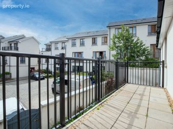 1 The Walk, Robswall, Malahide, Co. Dublin - Image 4