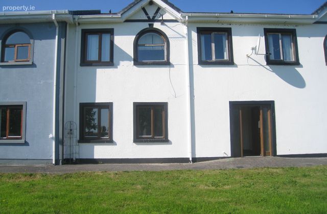 11 An Rath Bheag, Abbeylara, Abbeylara, Co. Longford - Click to view photos