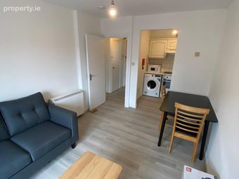 Apt 69, Marlborough Court, Dublin 1 - Image 4