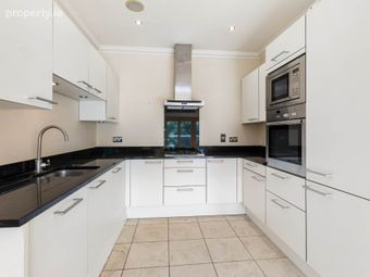 27 Cedar Lodge, Farmleigh Woods, Castleknock, Dublin 15, Co. Dublin, Castleknock, Dublin 15 - Image 5