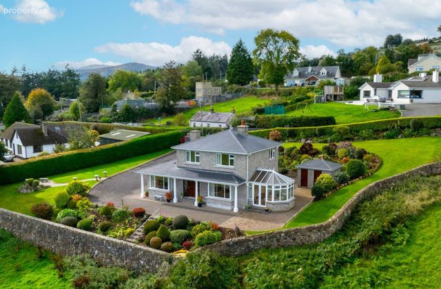 Bella Vista, Parknasilloge, Enniskerry, Co. Wicklow - Click to view photos