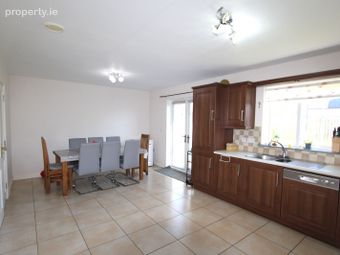 47 Coil Darach, Castleblayney, Co. Monaghan - Image 4
