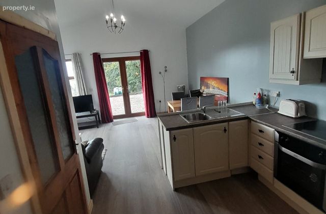 Ballyvaldon, Blackwater, Enniscorthy, Co. Wexford, Killincooly, Co. Wexford - Click to view photos