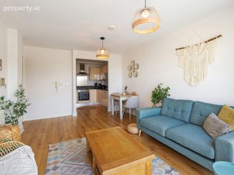 80 The Crescent, Carrickmines Manor, Carrickmines, Carrickmines, Dublin 18 - Image 3