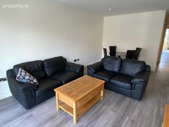 49e Milner's Square, Shanowen Road, Santry, Dublin 9 - Image 4