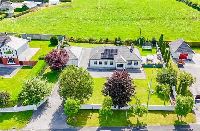 Cherry Garden, Gowran Road, Paulstown, Co Kilkenny, Paulstown, Co. Kilkenny - Click to view photos