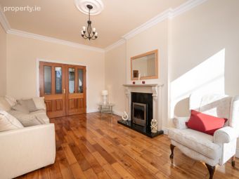 2 The Villas, Glenbrook, Glenbrook, Co. Cork - Image 4