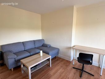 4 Pearse Avenue, Carrickmacross, Co. Monaghan - Image 3