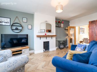 18 Belarmine Drive, Dublin 18, Stepaside, Dublin 18 - Image 3